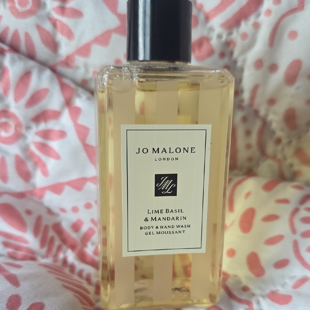 Jo Malone Lime Basil & Mandarin Body Wash - Yellow